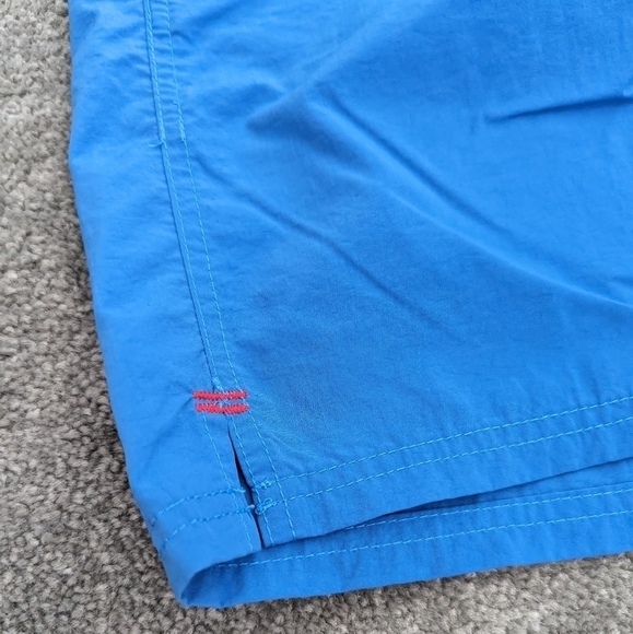 Izod Men's Blue Swim Shorts Size XXL Swim Trunks Beach Vacation Sporty - Picture 2 of 8